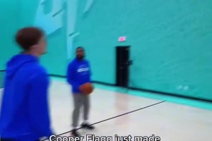 😀就为了此刻！弗拉格此前挑战三连进筐！